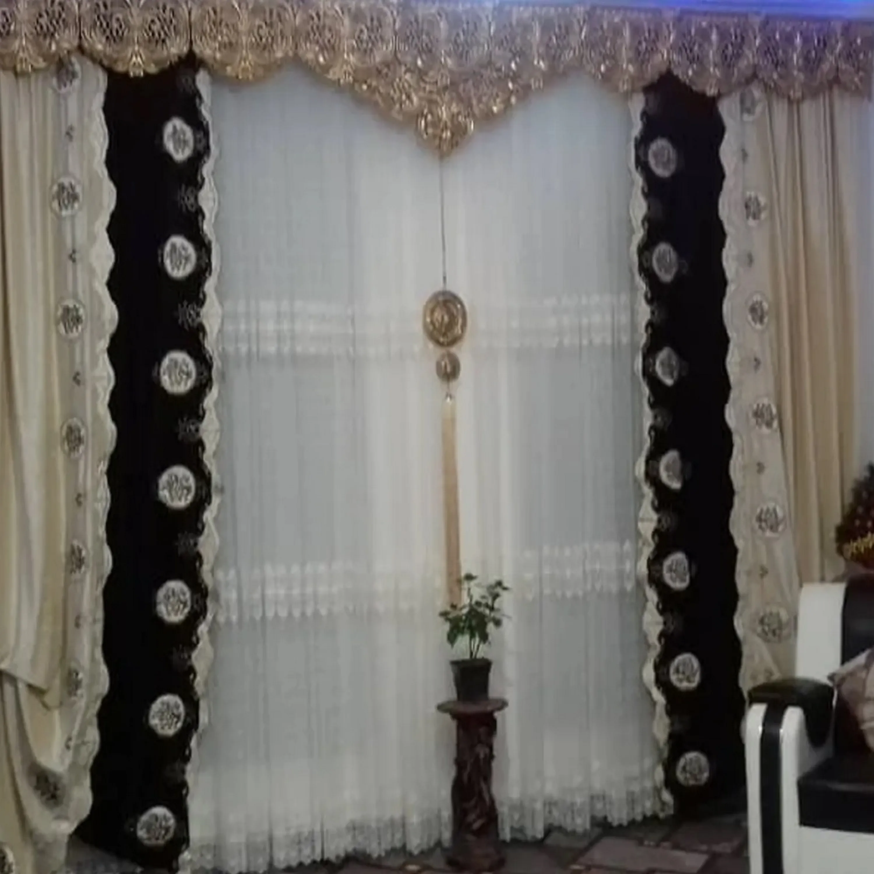 پرده سلطنتی با چهار شال مدل 2227 پرده سلطنتی با چهار شال مدل 2227